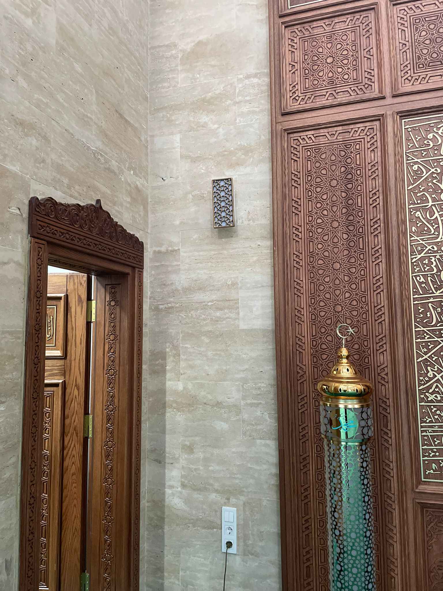 Cami Ses Sistemlerinde Yüksek Teknoloji ve Yenilikçi Çözümler