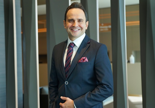  Prof. Dr. Salih Boğa: “Obeziteyle mücadelede ameliyatsız yöntemler tercih ediliyor”